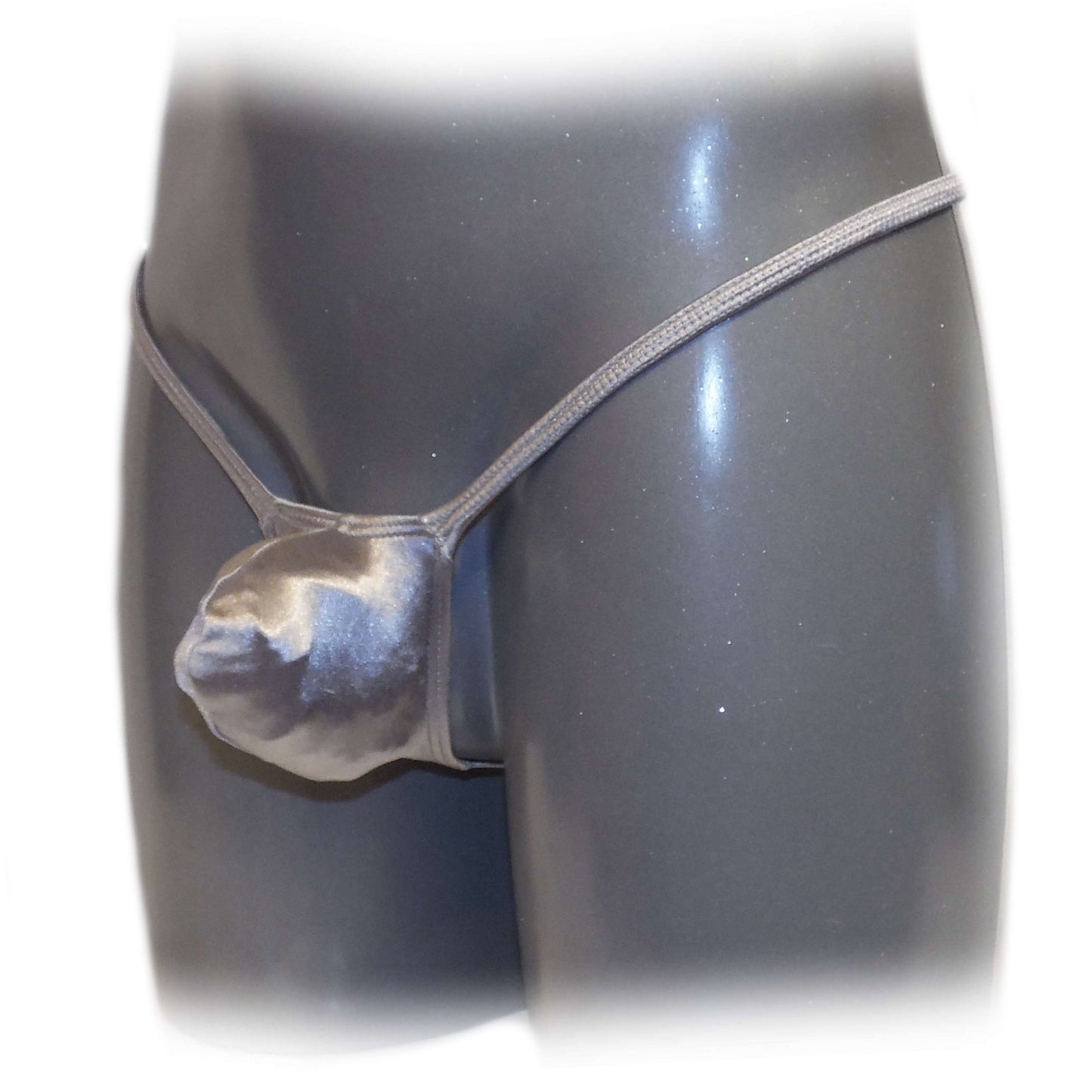 Men's thong bulge pouch thong