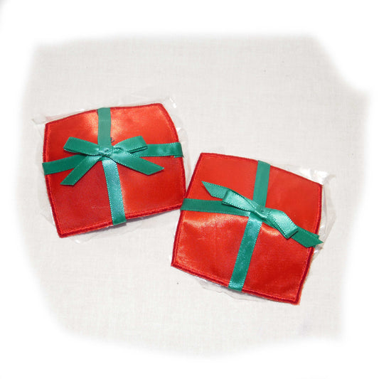 Nippel Cover Geschenk rot Schleife grün