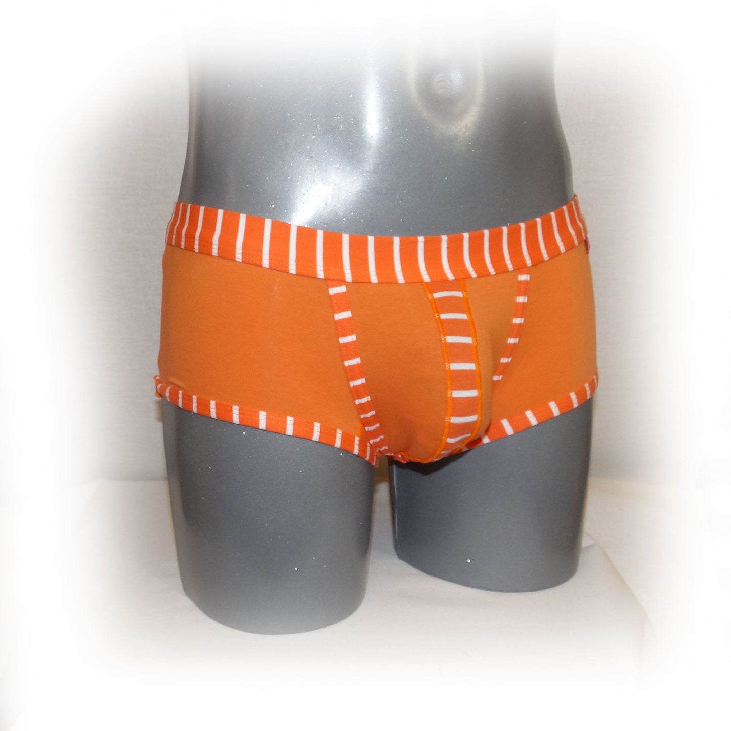 Boxer mit gestreiftem Rand