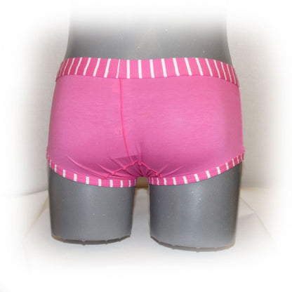 Boxer mit gestreiftem Rand