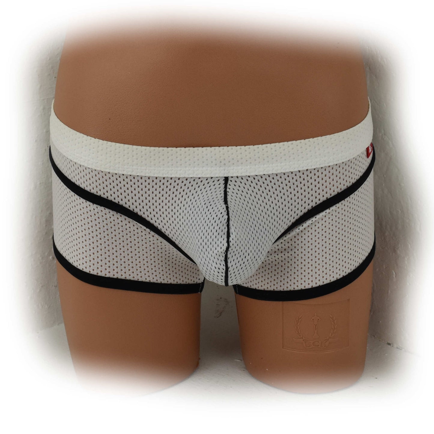 String-Pants zweifarbig angesetzt