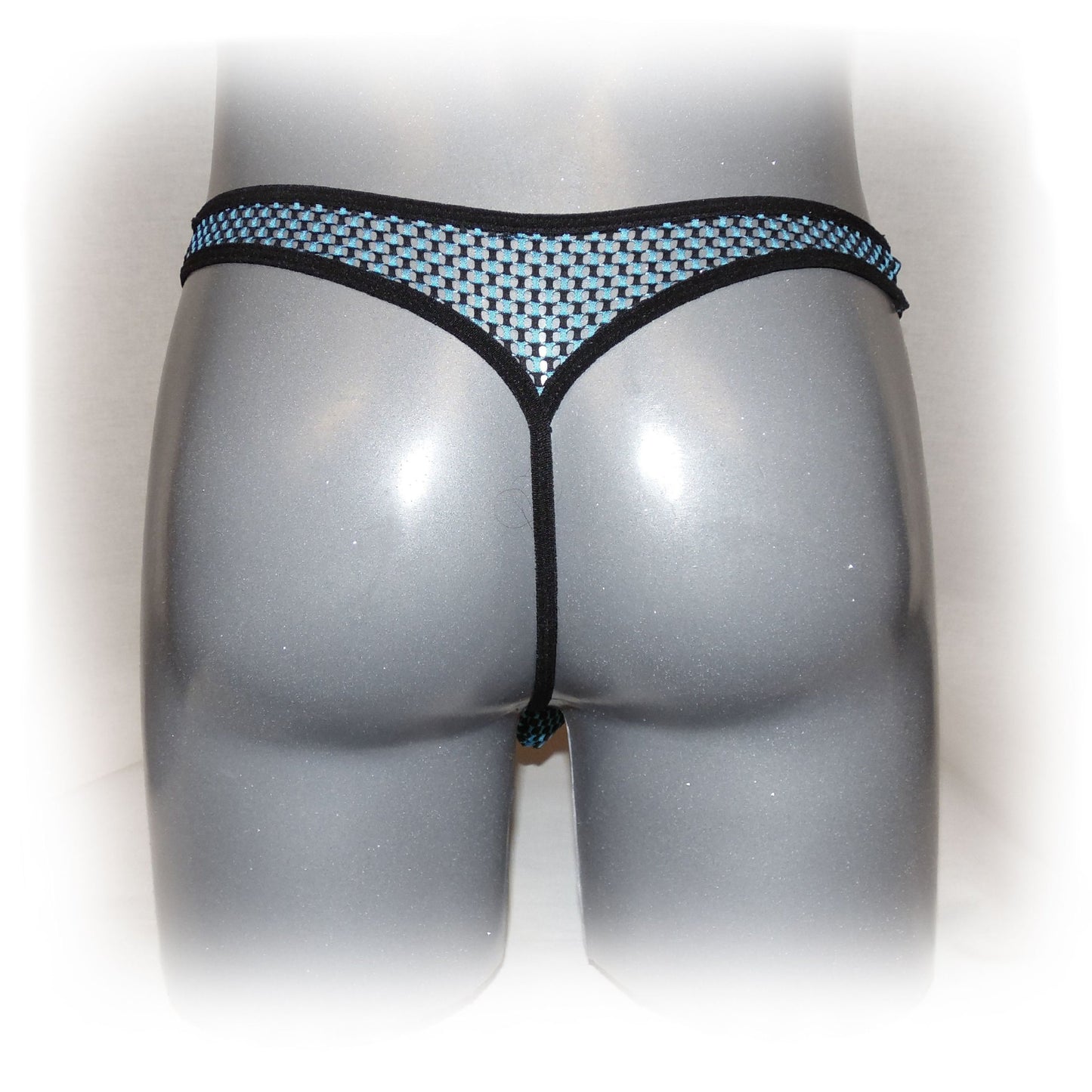 String mit transparentem Netzmuster