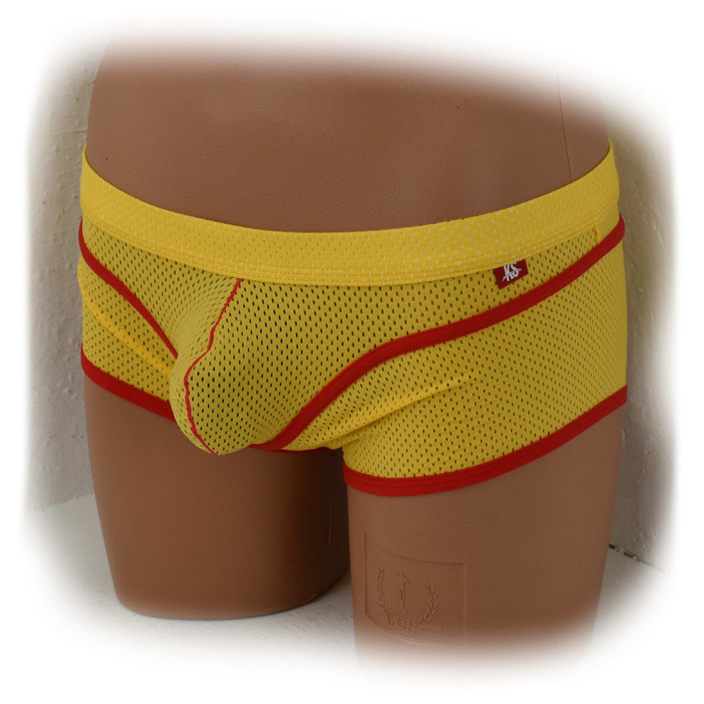 String-Pants zweifarbig angesetzt