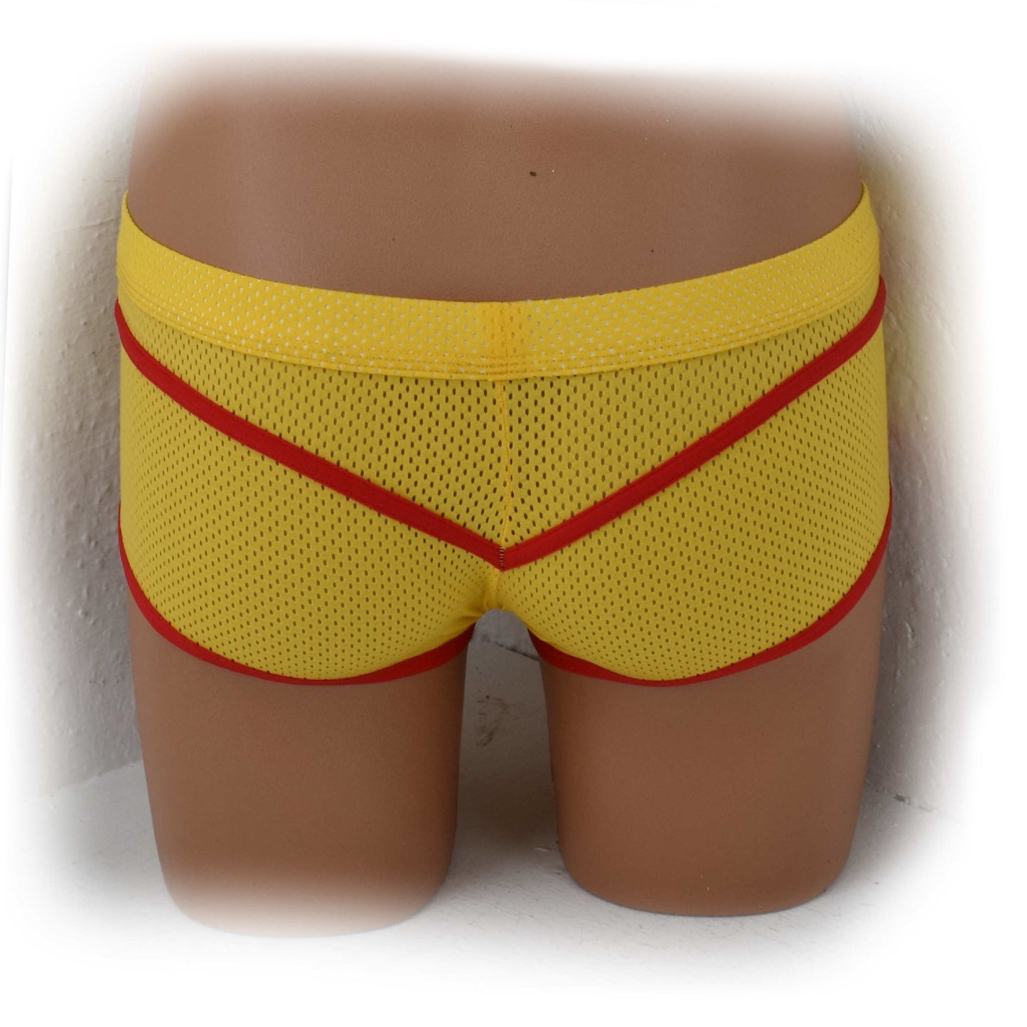 String-Pants zweifarbig angesetzt