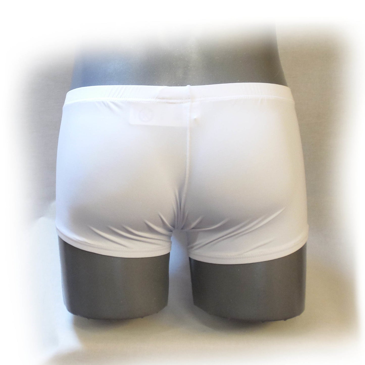 Rüsselshorts mit freien Hoden erotisch und extravagant