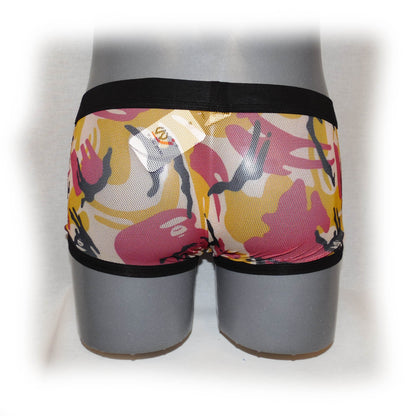 Boxer in stylischen Camouflagemuster