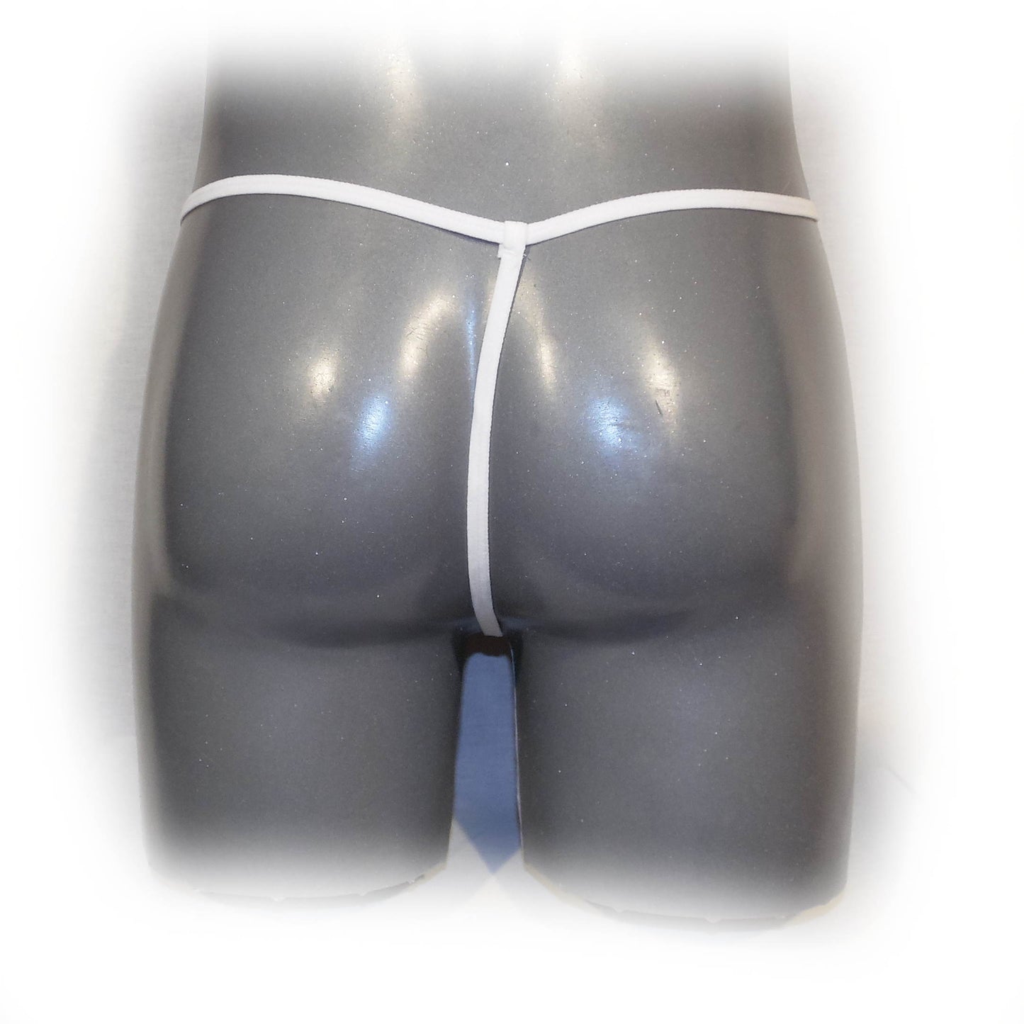 String ouvert mit Strasssteinen