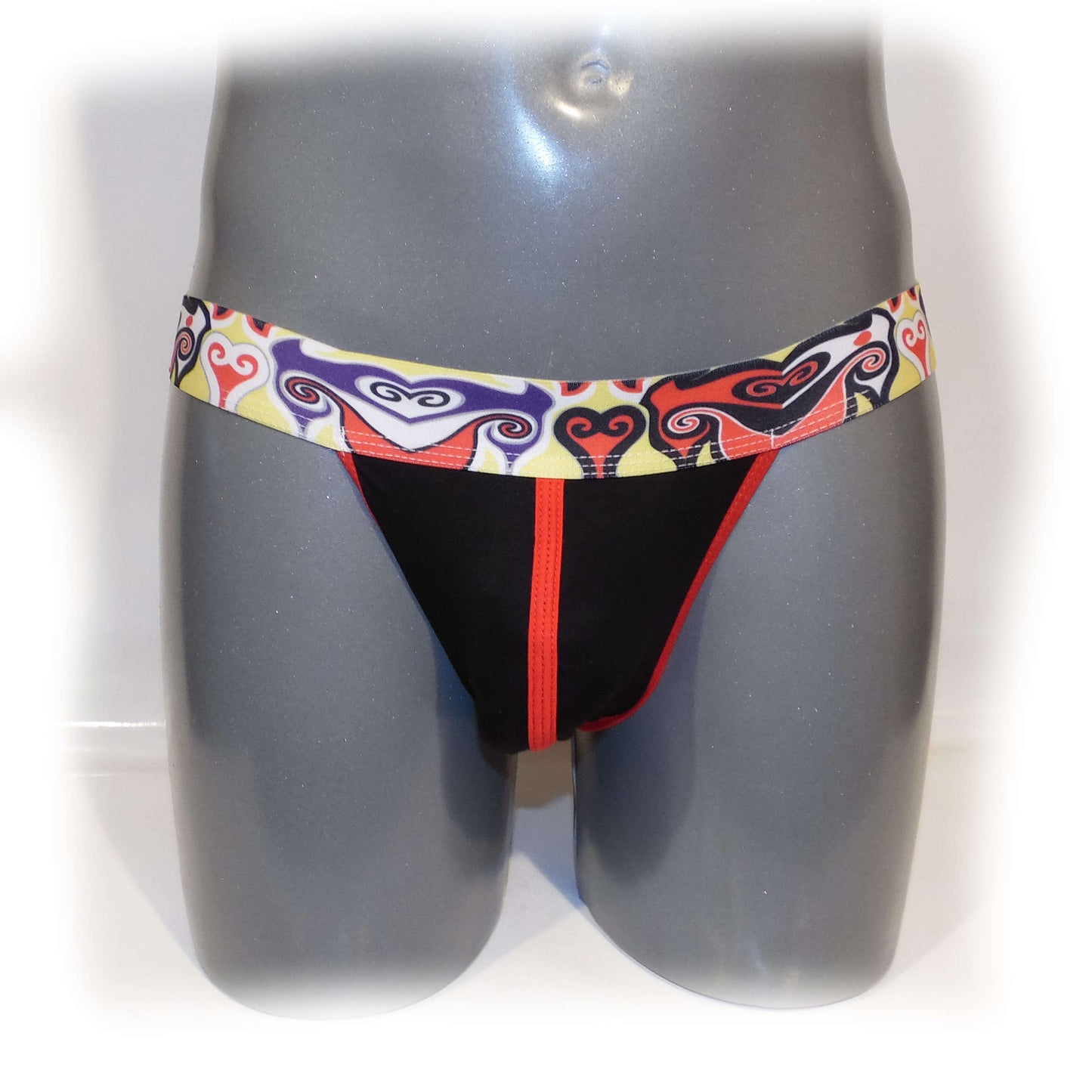 Jocks mit breitem Design-Gummi anatomisch geformt