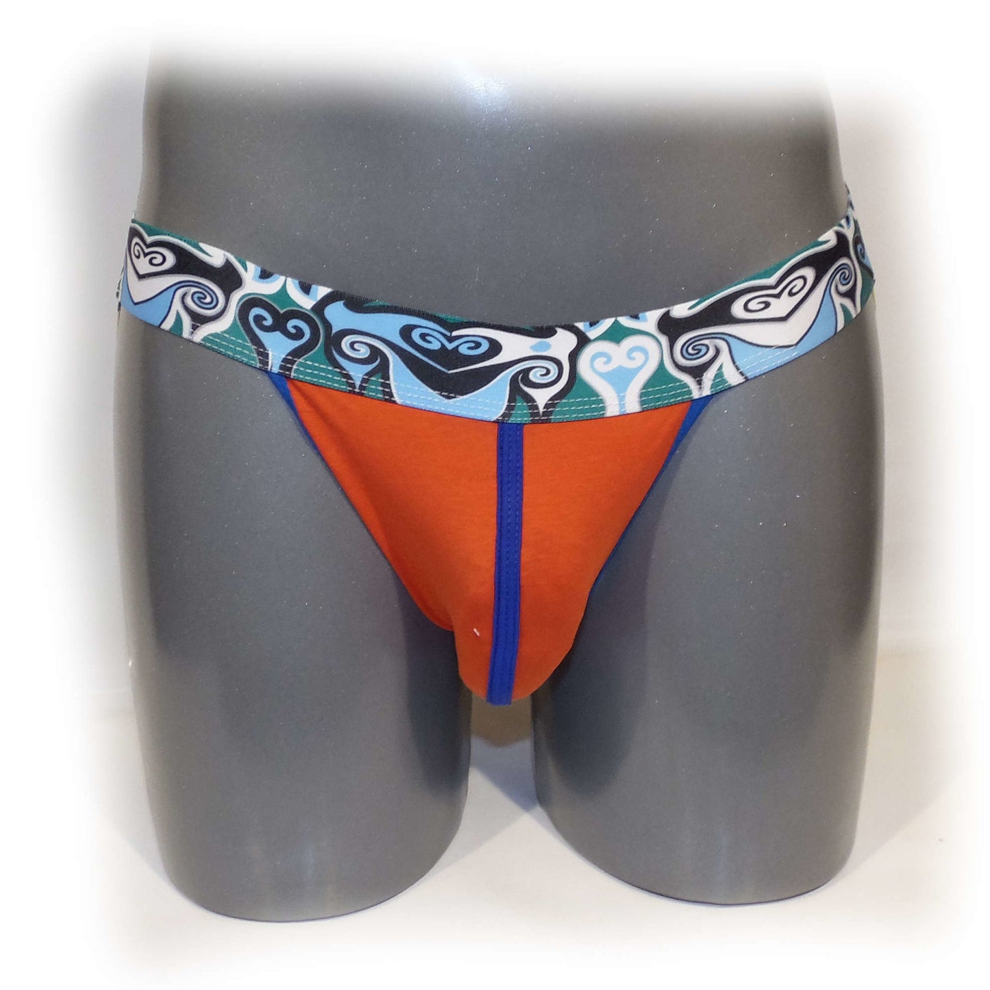 Jocks mit breitem Design-Gummi anatomisch geformt
