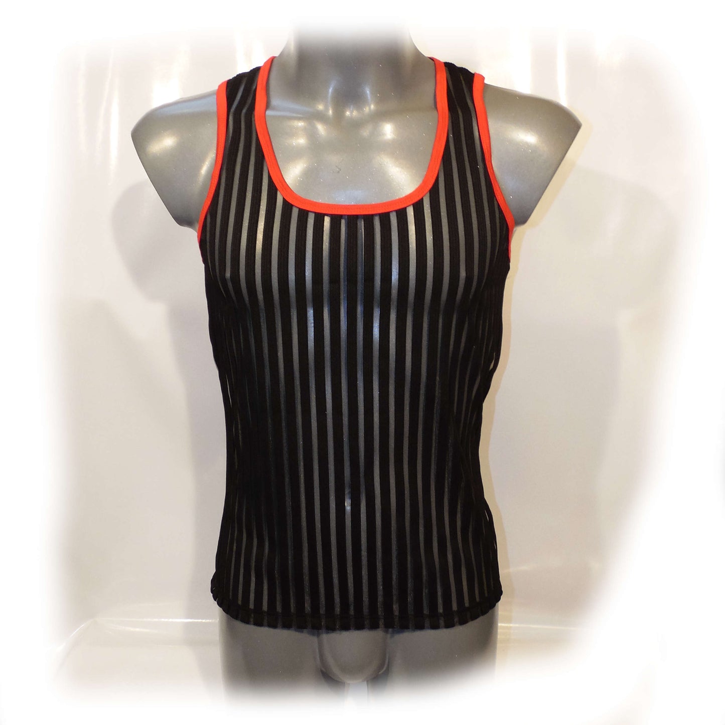 Muscle Shirt transparent anatomisch geformt