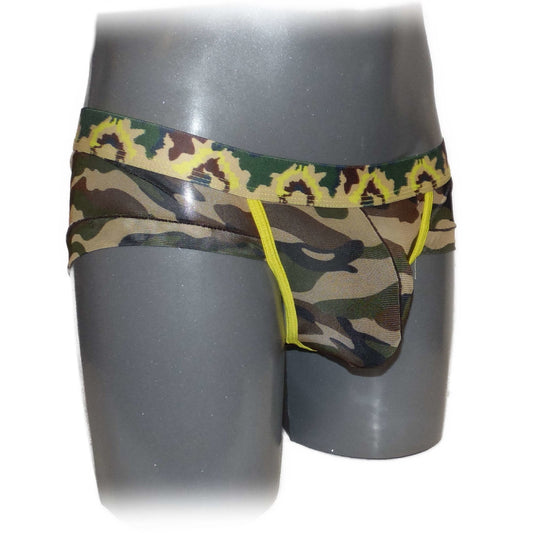 Boxer in stylischen Camouflagemuster