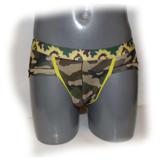 Boxer in stylischen Camouflagemuster