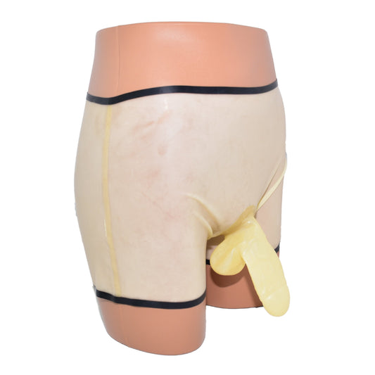 Latex Shorts mit Border und Condom