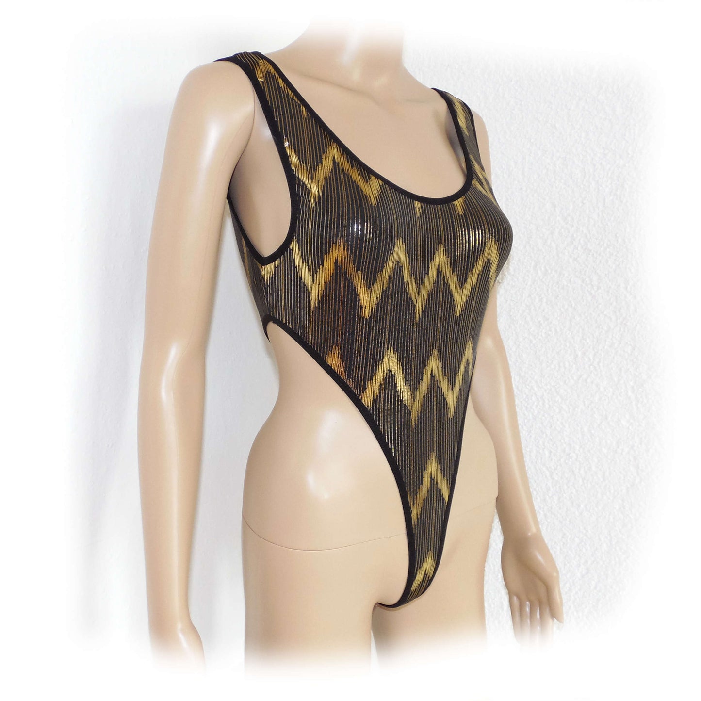 Ausverkauf! Damen Glanz Wetlook Body Rückenfrei Stringbody