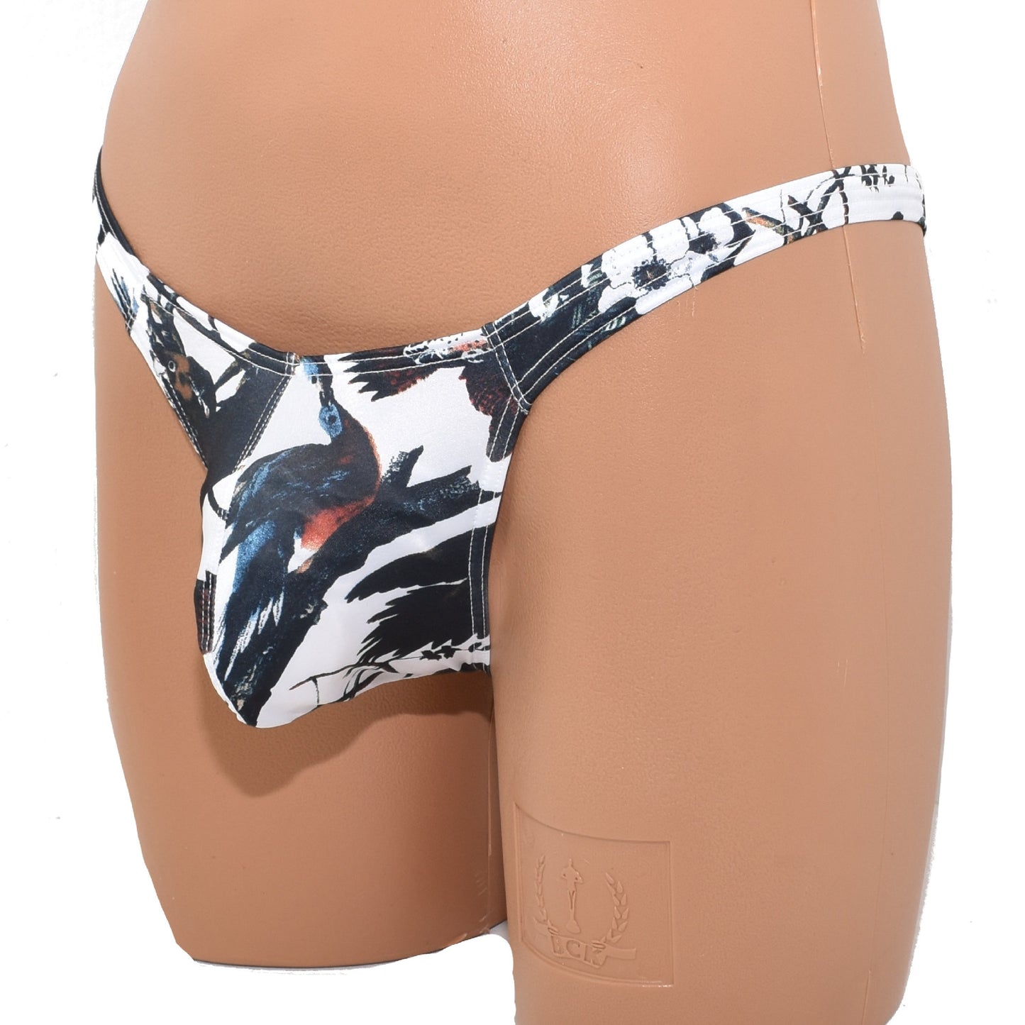 Men's thong with fashionable pattern