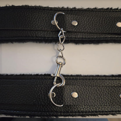 Kunstleder Handgelenkfessel gefüttert