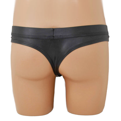 String that opens at the front with snap fasteners