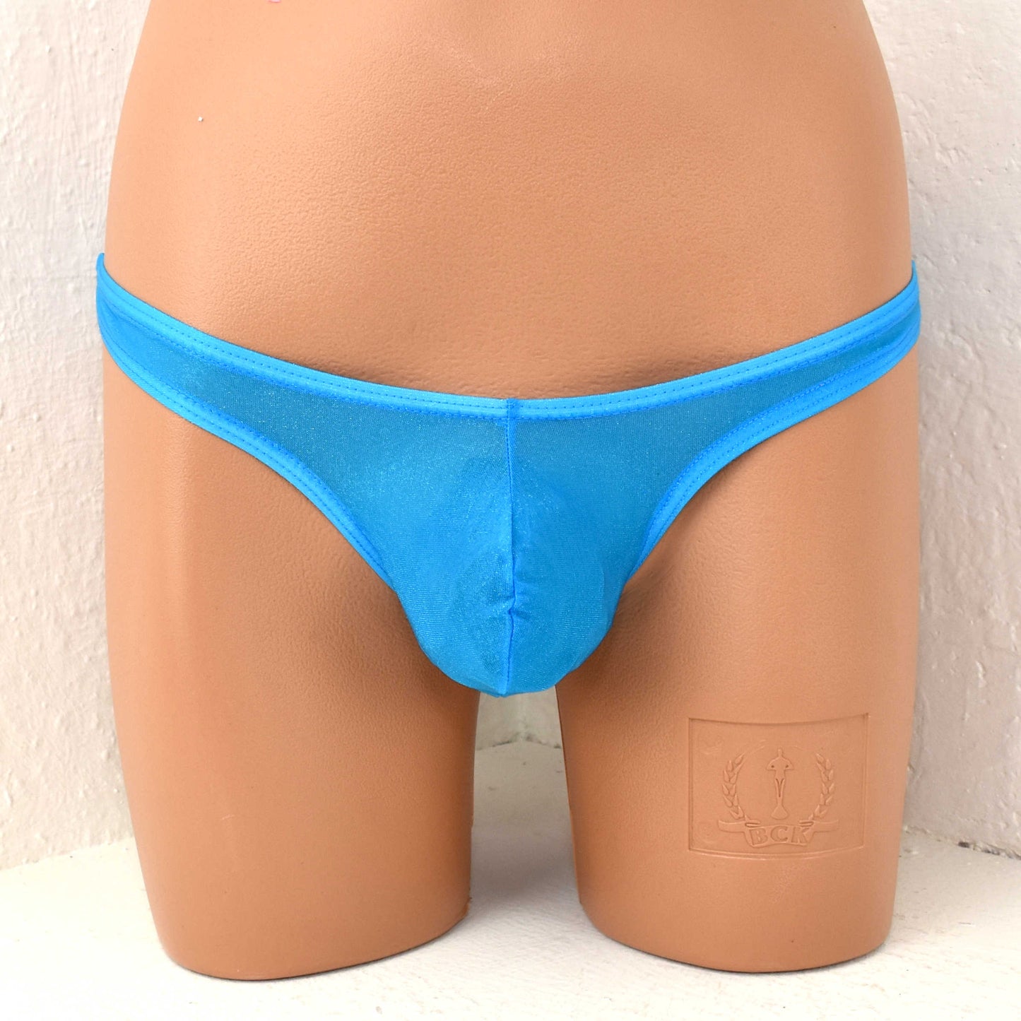 String Thong mit glitzernden Fasern
