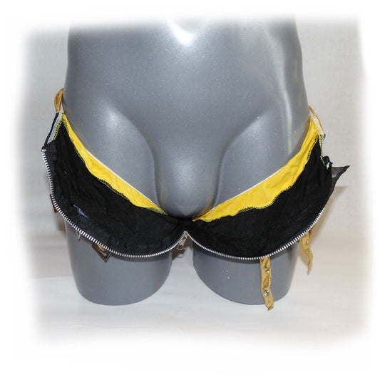 Lack String mit Schnallen - Golden- Thong Men