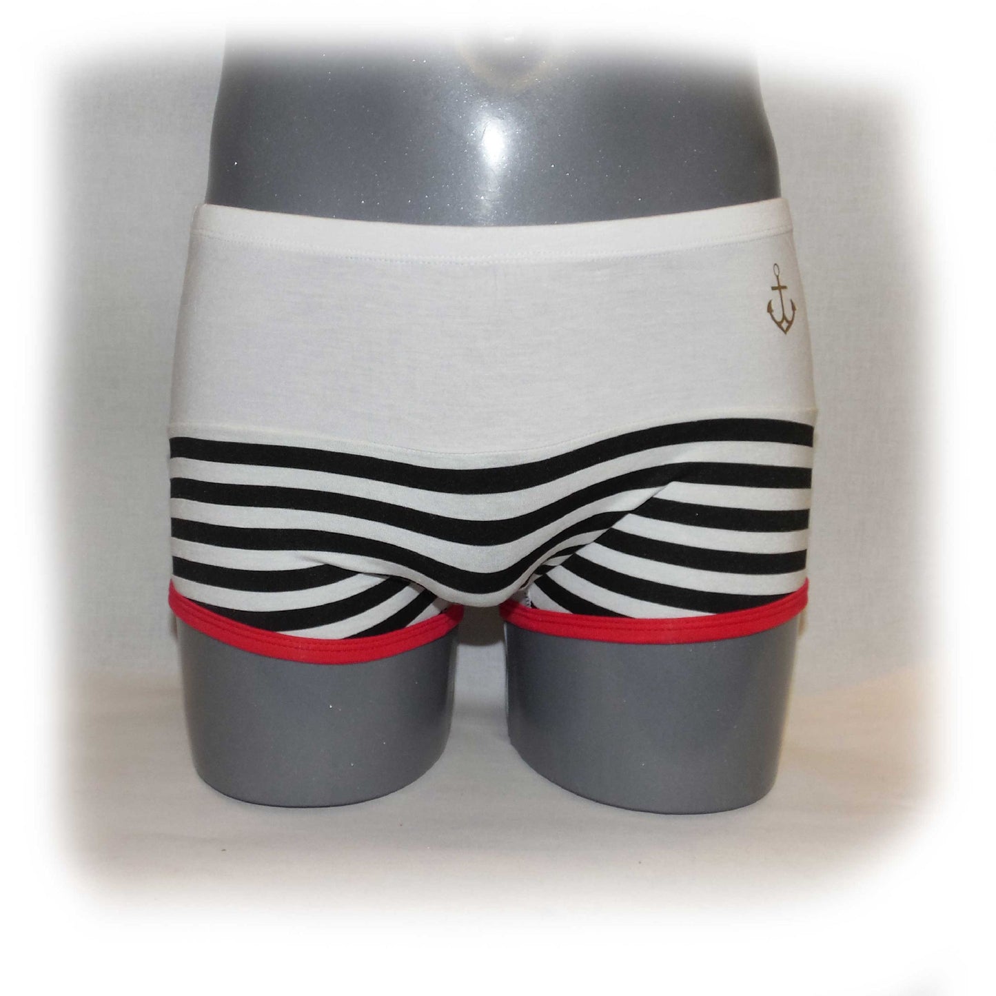 Boxers Maritimes Design