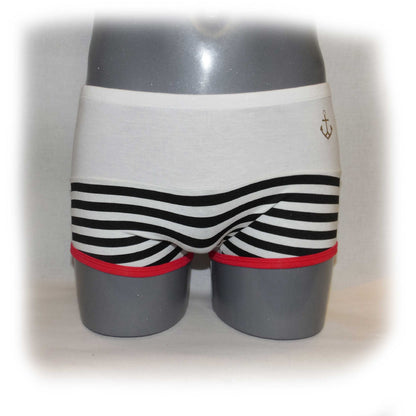 Boxers Maritimes Design