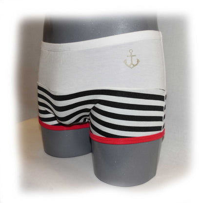 Boxers Maritimes Design
