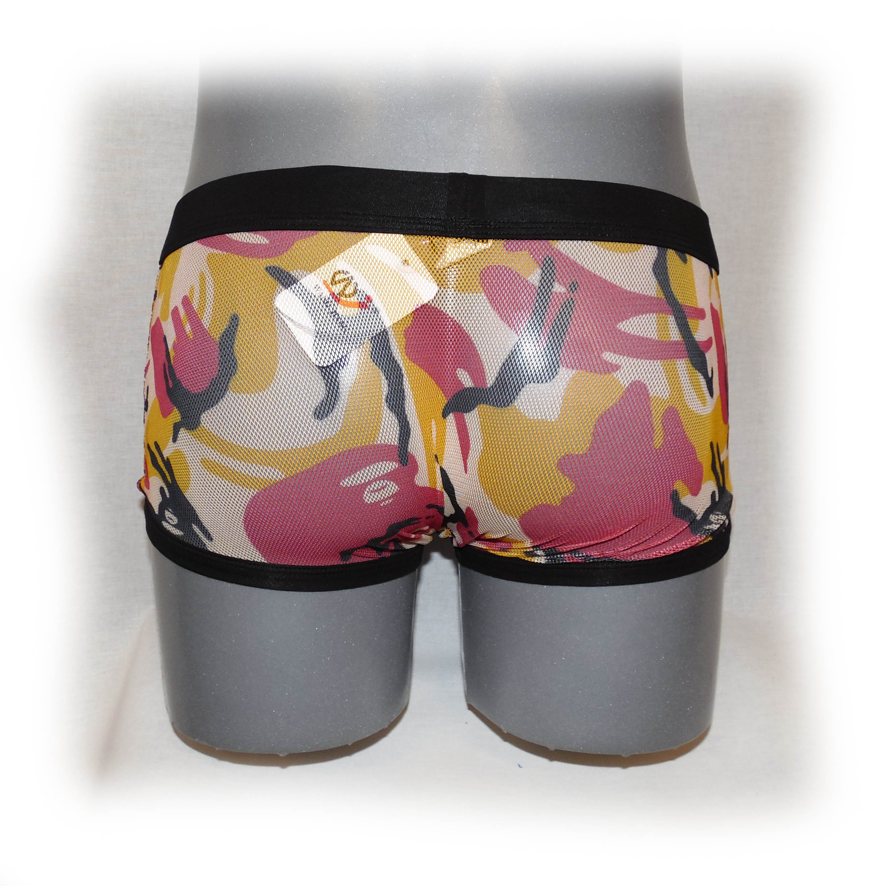 Boxer in stylischen Camouflagemuster